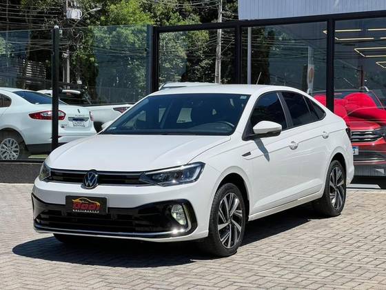 VOLKSWAGEN VIRTUS 1.0 200 TSI HIGHLINE AUTOMÁTICO